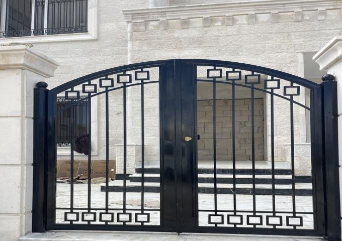 معلم حداد متنقل في احياء الرياض