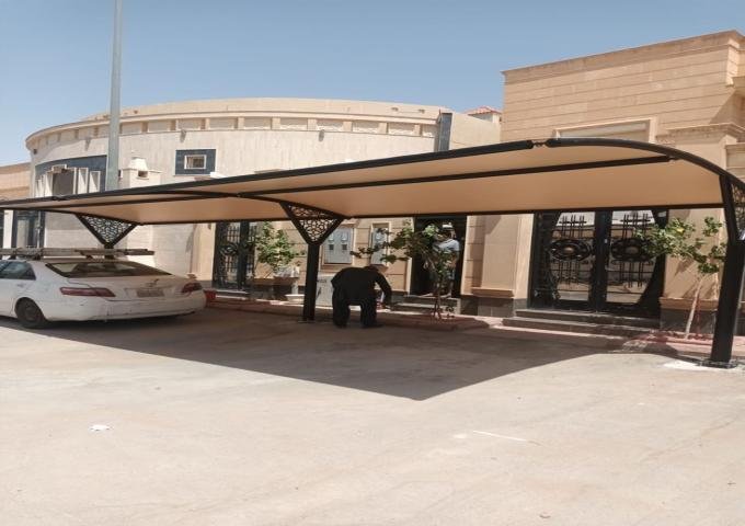 ورشة لجميع اعمال المظلات سواتر  برجولات حديد في الرياض0508108682